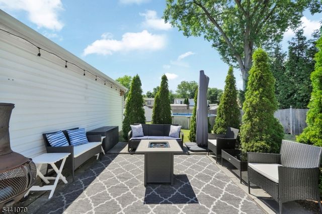 25 Parker Ave, Rochelle Park Twp., NJ 07662