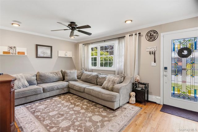86 Claremont Avenue, West Babylon, NY 11704