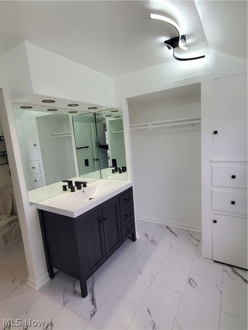 3603 Lindholm Road, Shaker Heights, OH 44120