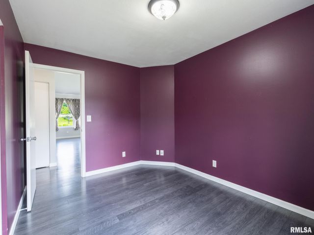 6210 N FROSTWOOD Parkway, Peoria, IL 61615
