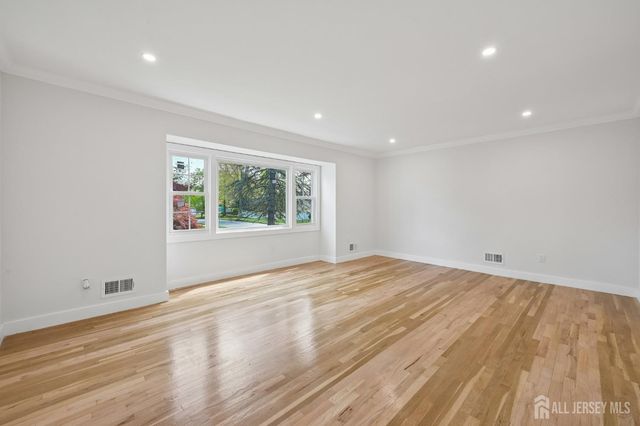 16 Hershey Road, East Brunswick, NJ 08816