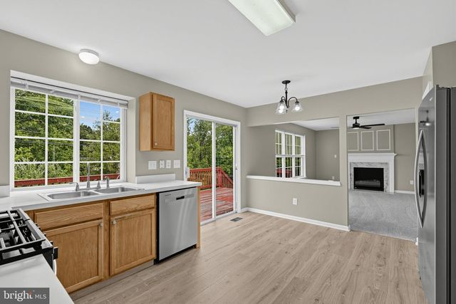 6 BLUE MIST CT, Newark, DE 19702
