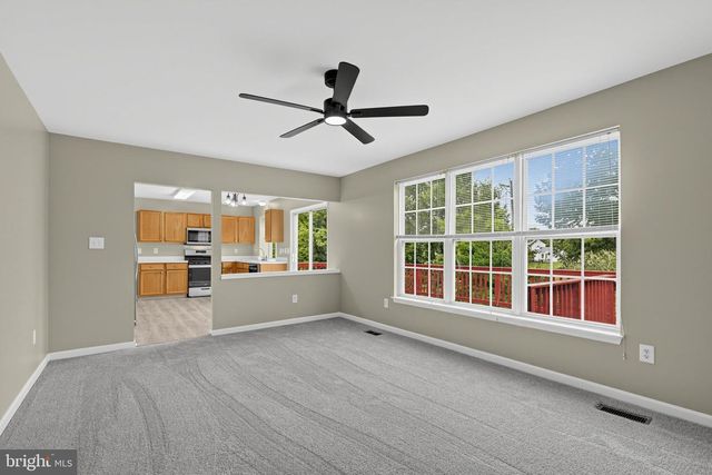 6 BLUE MIST CT, Newark, DE 19702