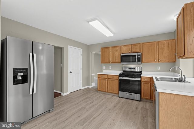 6 BLUE MIST CT, Newark, DE 19702