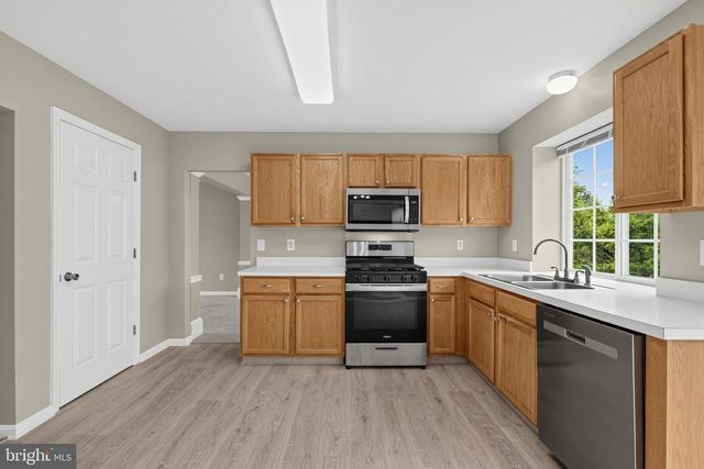 6 BLUE MIST CT, Newark, DE 19702