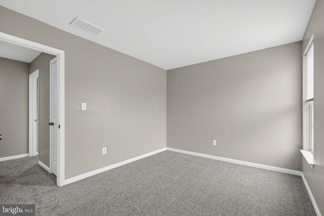6 BLUE MIST CT, Newark, DE 19702