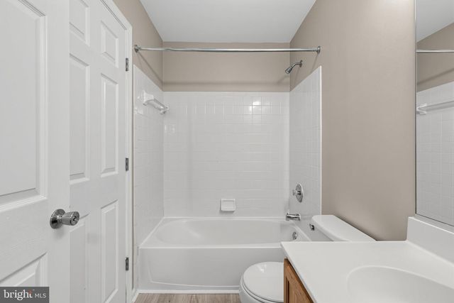 6 BLUE MIST CT, Newark, DE 19702