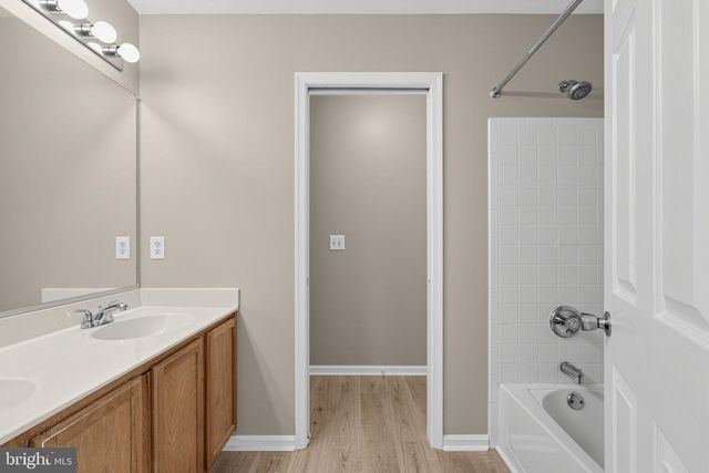 6 BLUE MIST CT, Newark, DE 19702