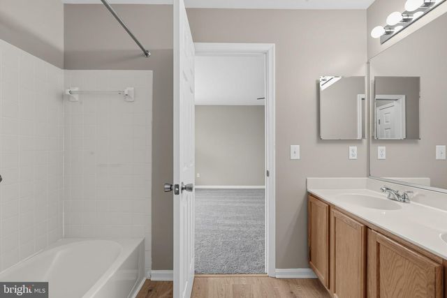 6 BLUE MIST CT, Newark, DE 19702