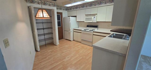 665 FOXWOOD BOULEVARD, Englewood, FL 34223