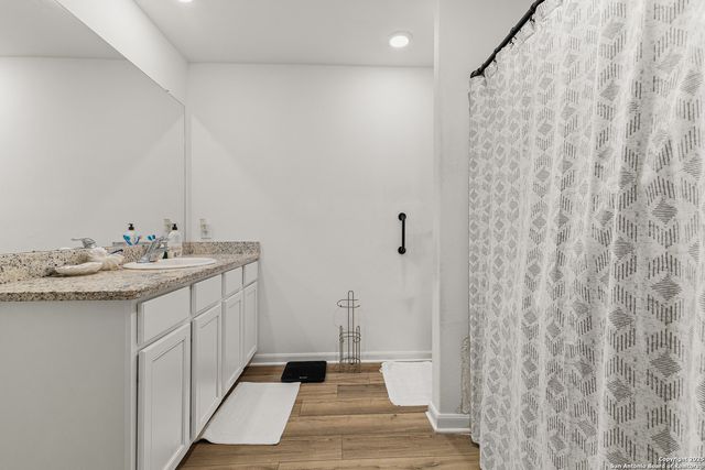 12135 Luckey Villa, San Antonio, TX 78252