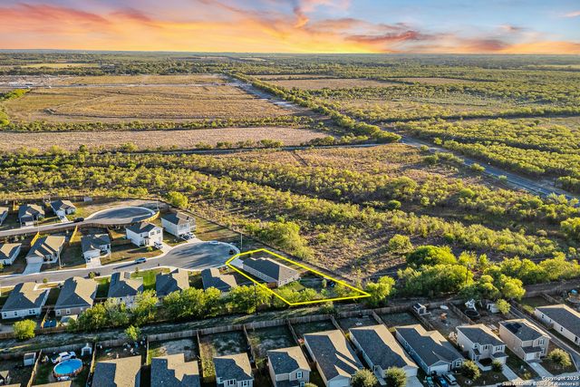 12135 Luckey Villa, San Antonio, TX 78252