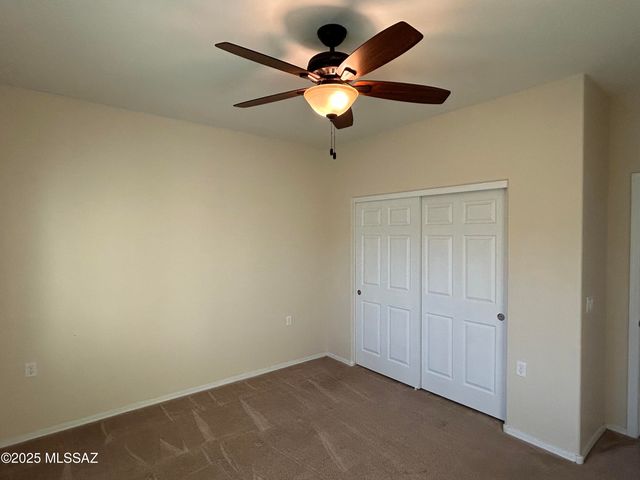 13995 E Huppenthal Boulevard, Vail, AZ 85641