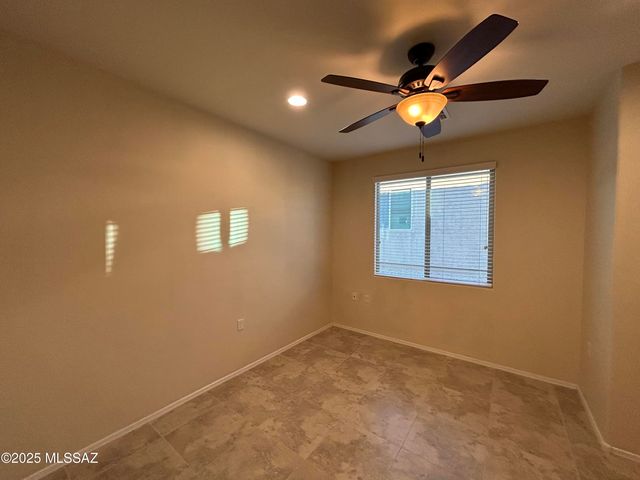 13995 E Huppenthal Boulevard, Vail, AZ 85641