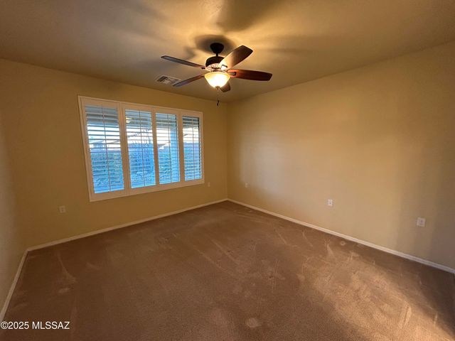 13995 E Huppenthal Boulevard, Vail, AZ 85641