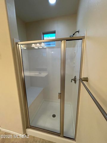 13995 E Huppenthal Boulevard, Vail, AZ 85641