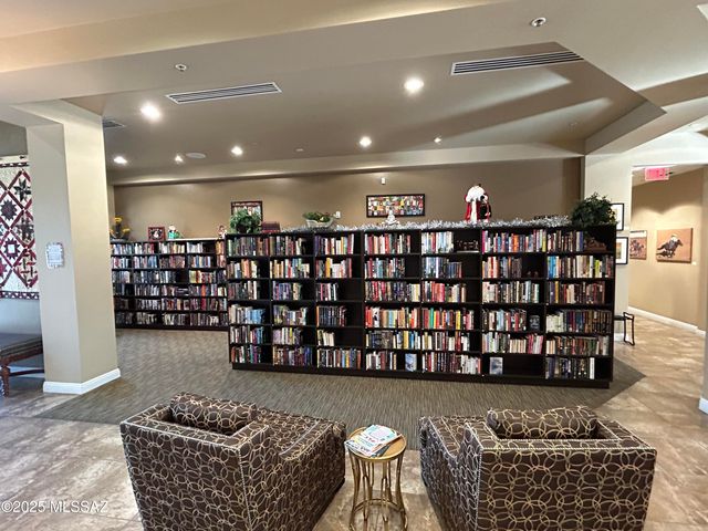 13995 E Huppenthal Boulevard, Vail, AZ 85641