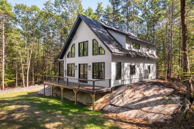 141 Logging Road, York, ME 03902