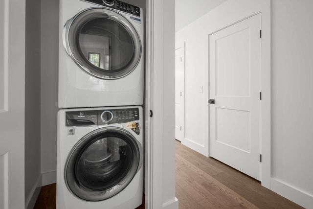 141 Logging Road, York, ME 03902