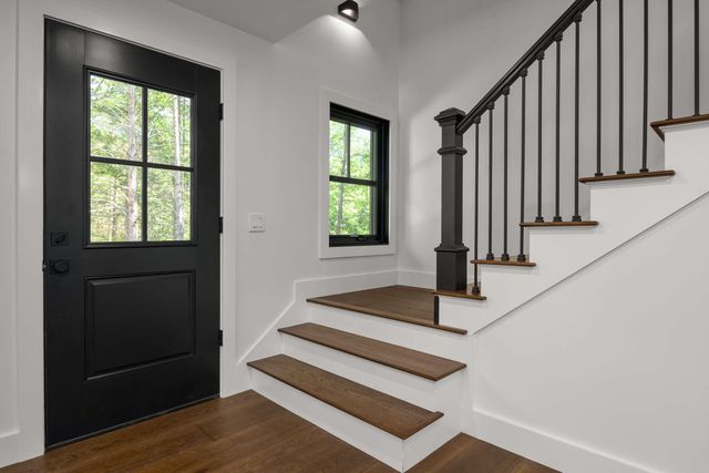 141 Logging Road, York, ME 03902