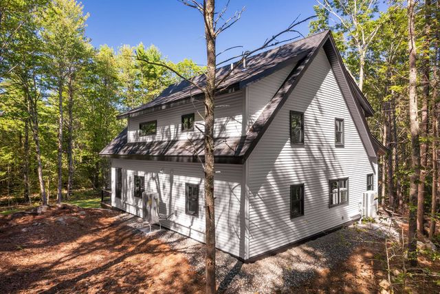 141 Logging Road, York, ME 03902
