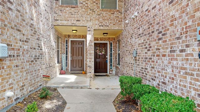 9866 Wake Bridge Drive, Frisco, TX 75035