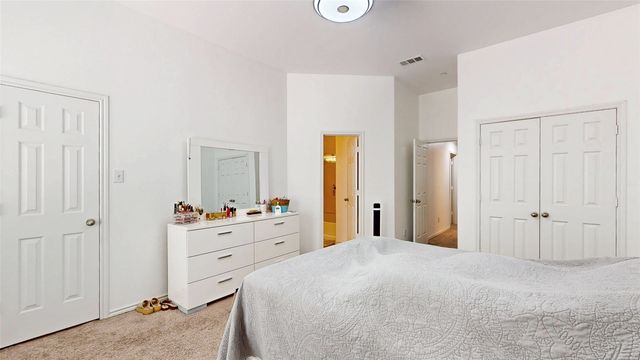 9866 Wake Bridge Drive, Frisco, TX 75035