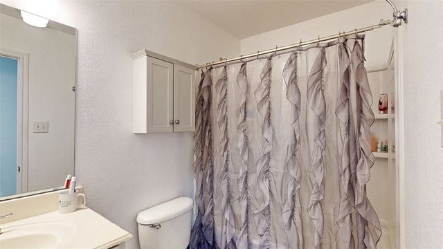 9866 Wake Bridge Drive, Frisco, TX 75035