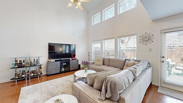 9866 Wake Bridge Drive, Frisco, TX 75035