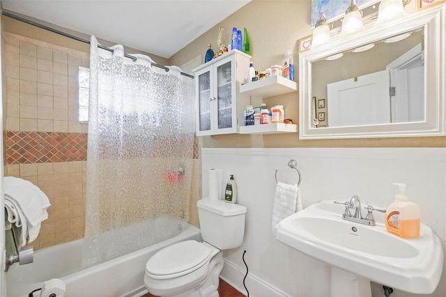 3421 SW 15th Street, Fort Lauderdale, FL 33312