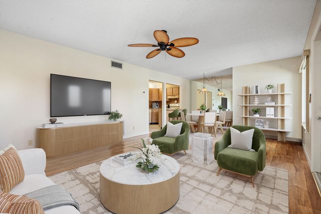 406 Pine Glen Lane A-2, Greenacres, FL 33463