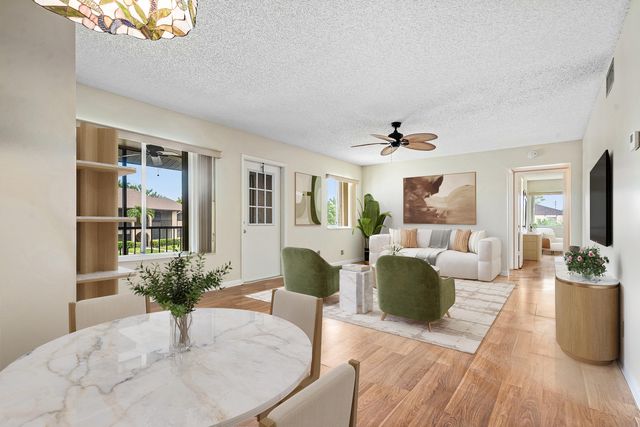 406 Pine Glen Lane A-2, Greenacres, FL 33463