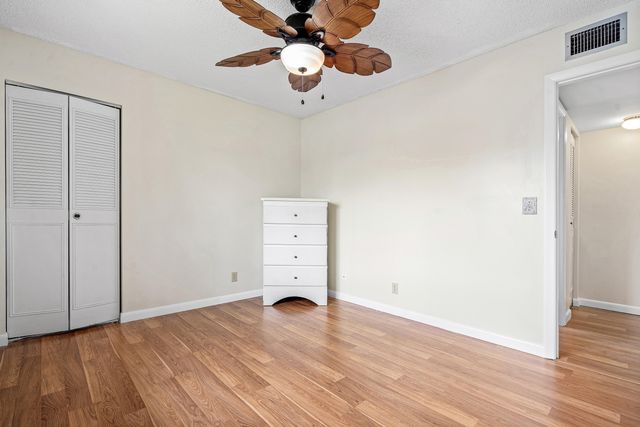 406 Pine Glen Lane A-2, Greenacres, FL 33463