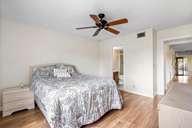 406 Pine Glen Lane A-2, Greenacres, FL 33463