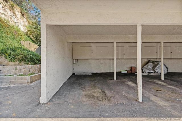 2850 Reynard Way 11, San Diego, CA 92103