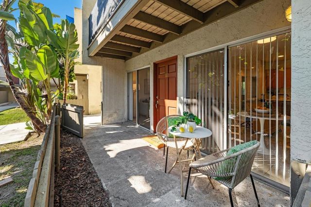 2850 Reynard Way 11, San Diego, CA 92103