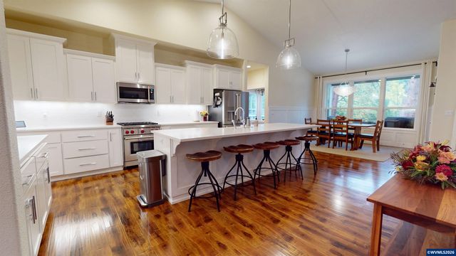 5598 Wigeon St SE, Salem, OR 97306