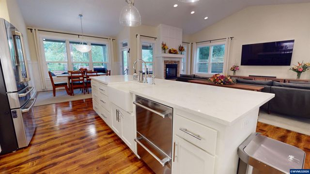 5598 Wigeon St SE, Salem, OR 97306