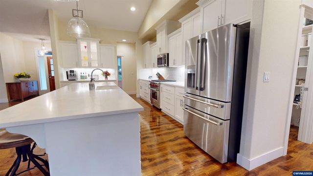 5598 Wigeon St SE, Salem, OR 97306