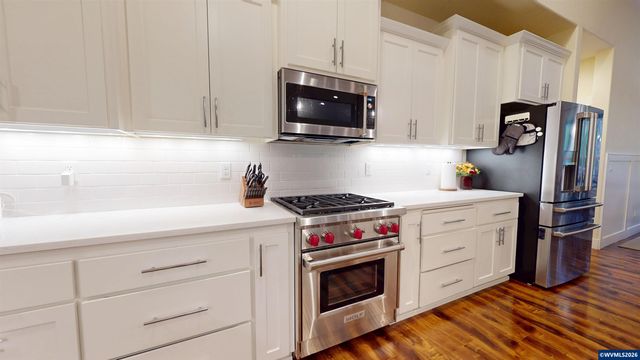 5598 Wigeon St SE, Salem, OR 97306