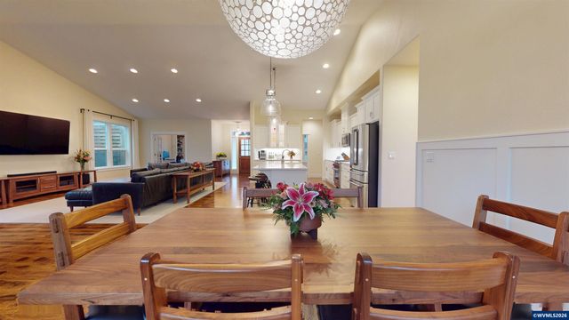 5598 Wigeon St SE, Salem, OR 97306