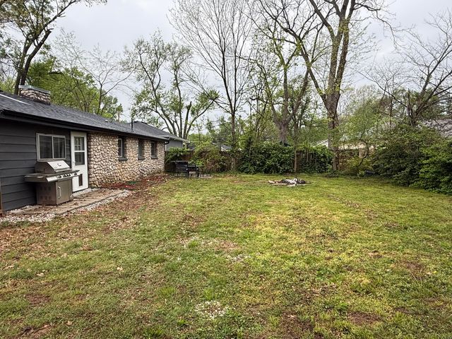 3053 W Grand Street, Springfield, MO 65802