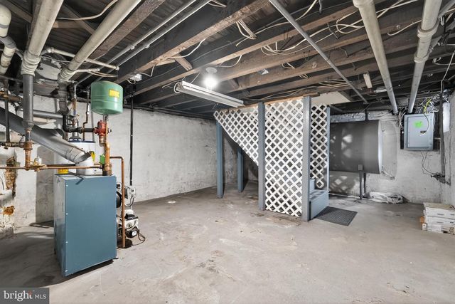 240 PINE ST, Mount Holly, NJ 08060