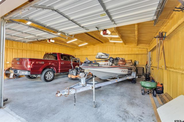 530 Rs County Road 4269, Emory, TX 75440