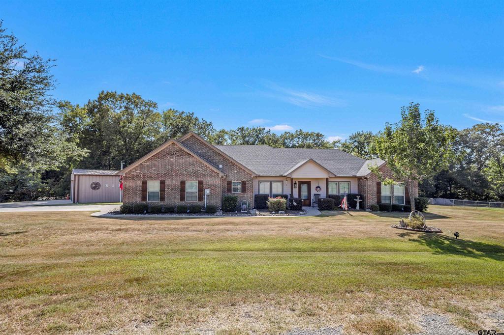 530 Rs County Road 4269, Emory, TX 75440