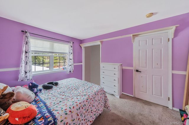 180 Miller Place Road, Miller Place, NY 11764