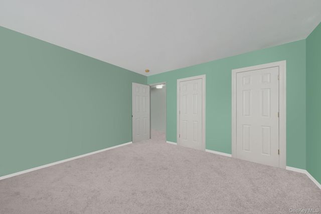 180 Miller Place Road, Miller Place, NY 11764