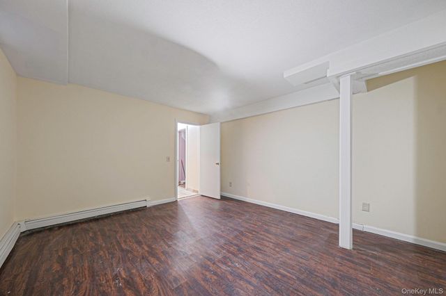 180 Miller Place Road, Miller Place, NY 11764