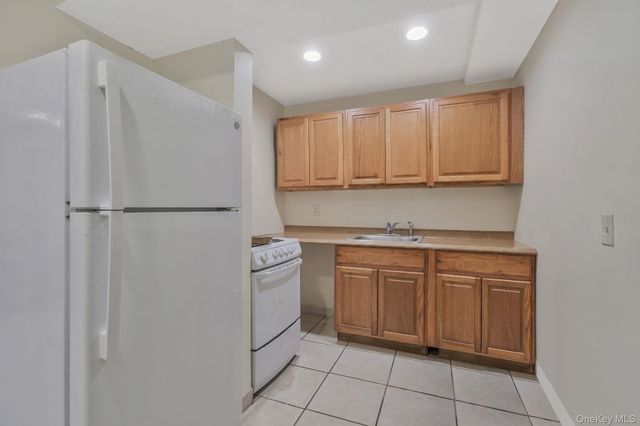 180 Miller Place Road, Miller Place, NY 11764