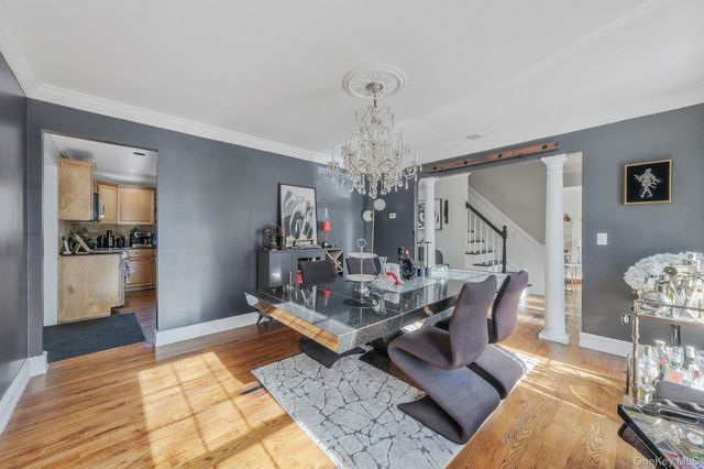 180 Miller Place Road, Miller Place, NY 11764